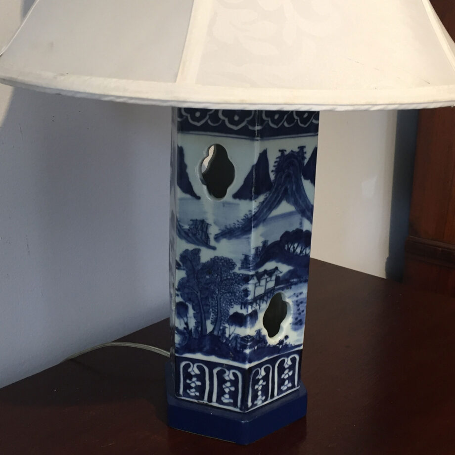 Export Porcelain Lamp