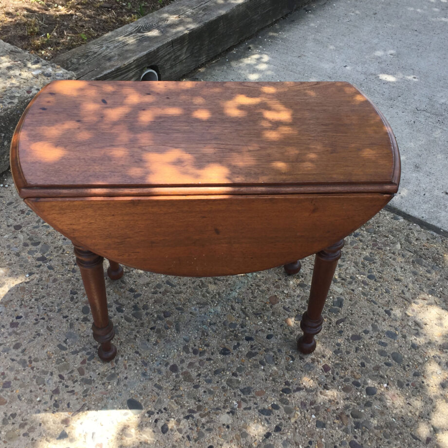 Small Sheraton Drop Leaf Table