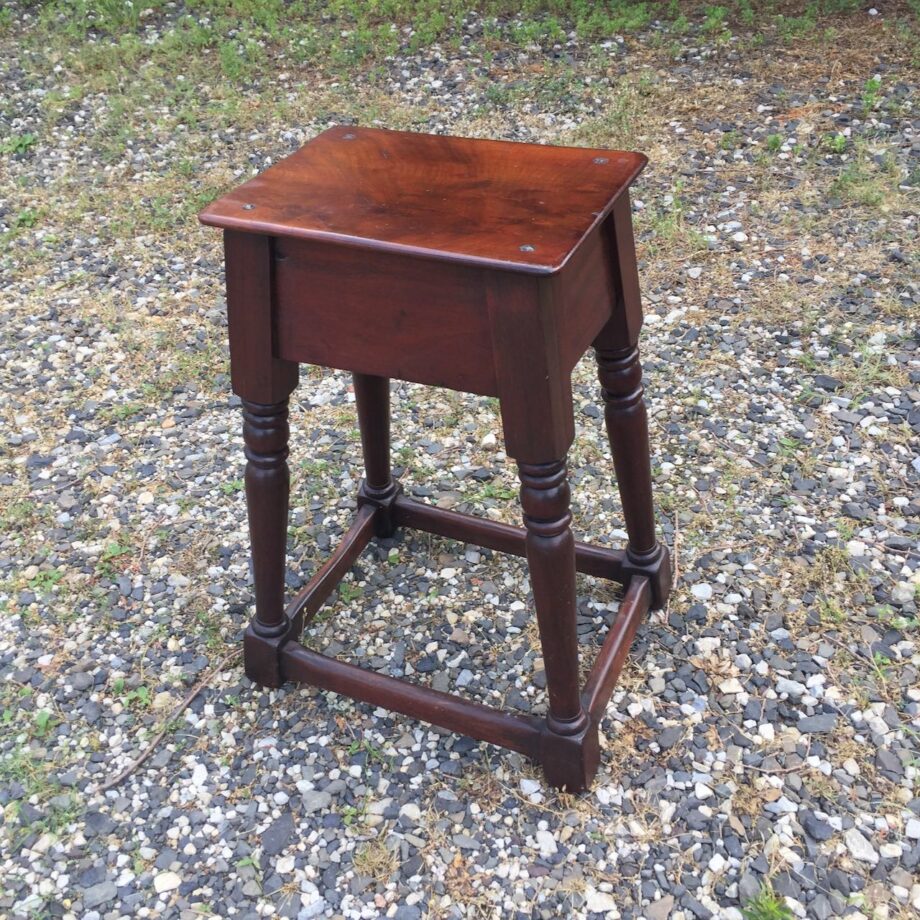 William And Mary Stool