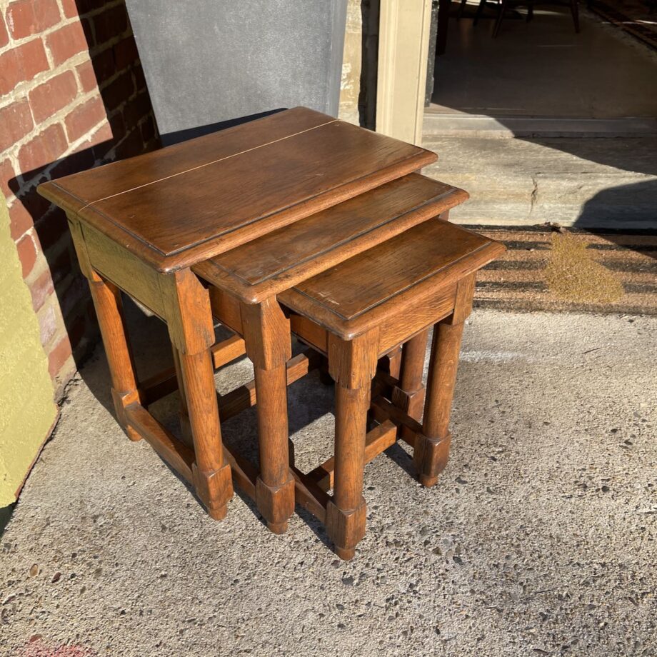 Set Of Nesting Tables