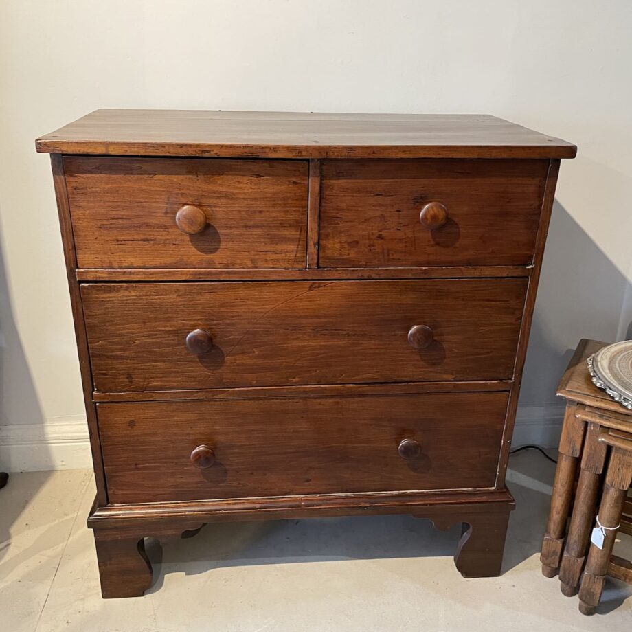 Country Chest Of Drawers