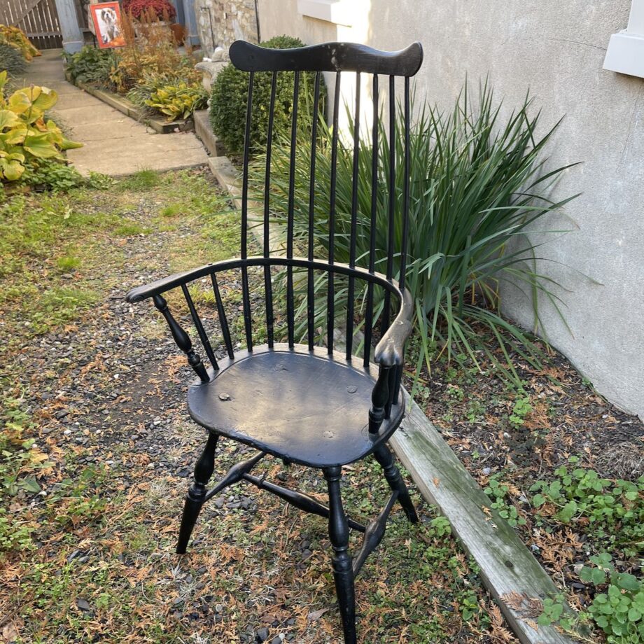 Comb Back Windsor Chair