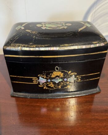 Black Lacquered Tea Caddy
