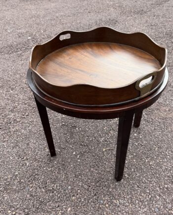 Scalloped Top Tray Coffee Table