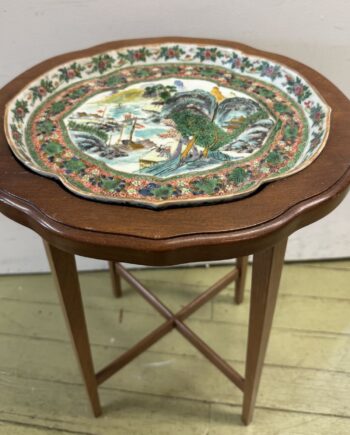 Shaped Export Tray Table