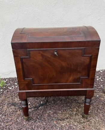 Dome Top Cellarette